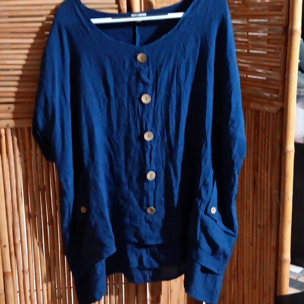 Very nice woman's blouse with pockets